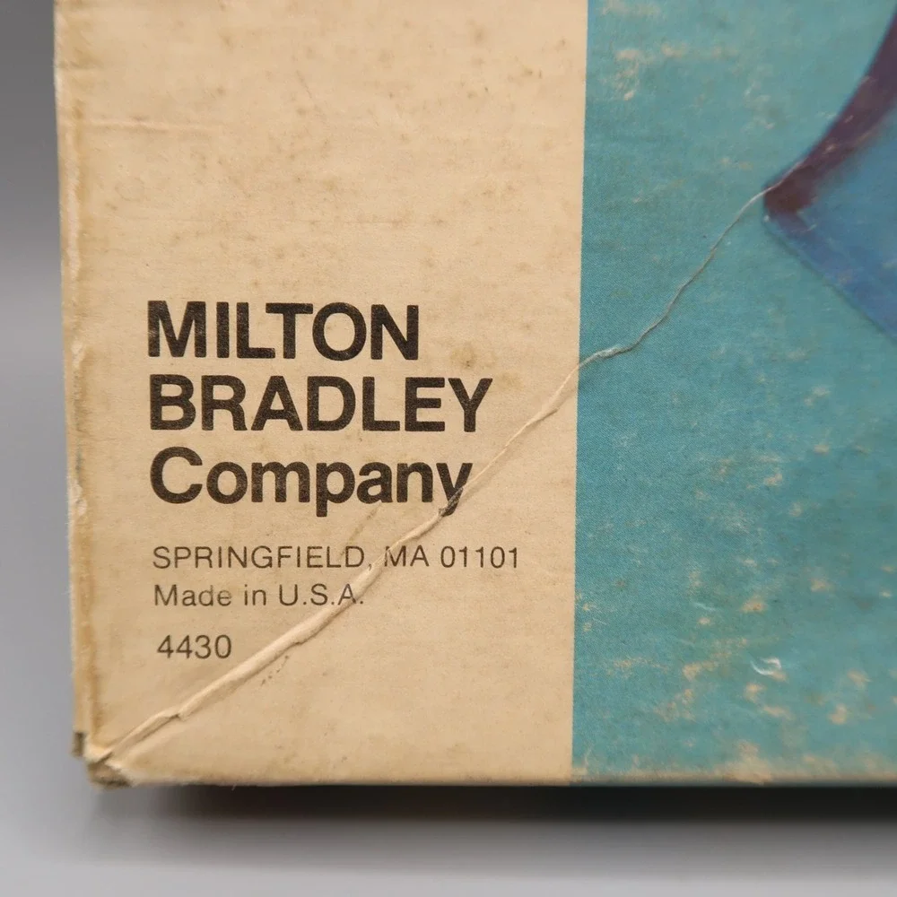 Milton Bradley welcome pocket